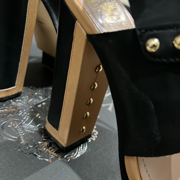 Vince Camuto Persh Platform Heels - Picture 3 of 7